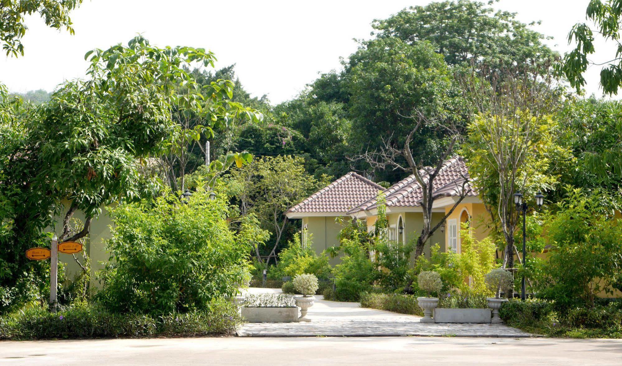 Wangpla Villa Resort Nakhon Szavan Kültér fotó