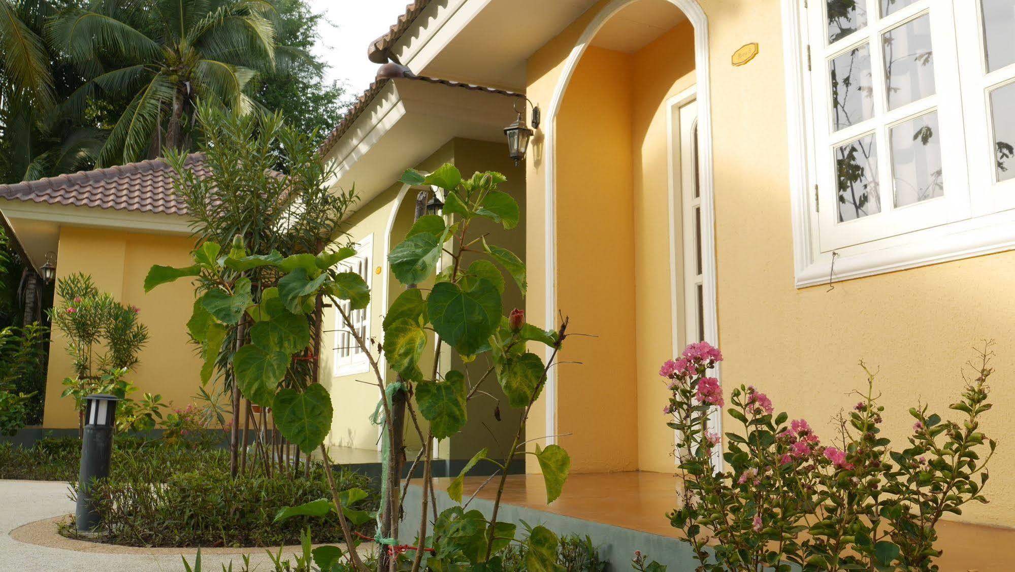 Wangpla Villa Resort Nakhon Szavan Kültér fotó
