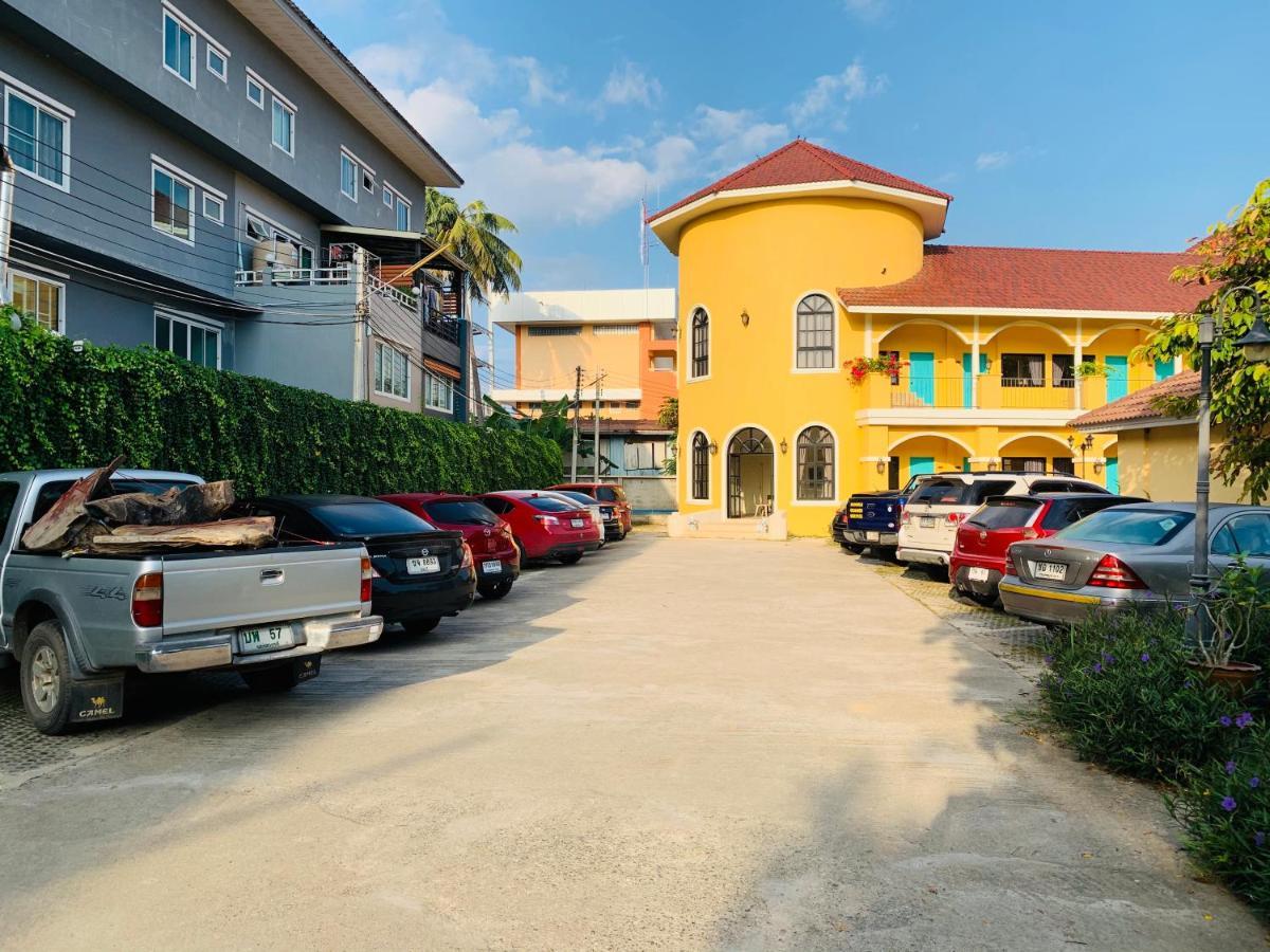 Wangpla Villa Resort Nakhon Szavan Kültér fotó